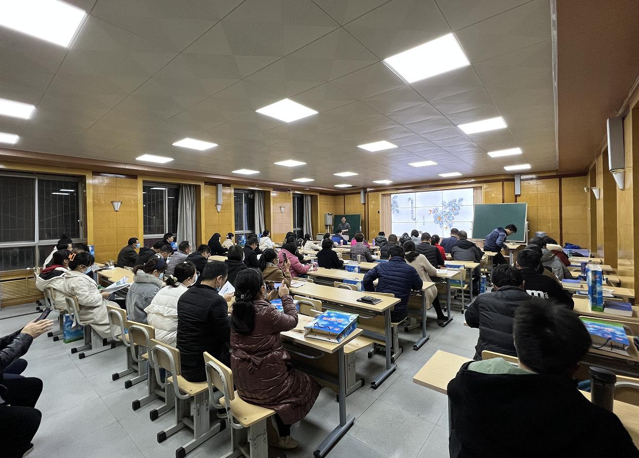 陕西中医学院研究生，传承与创新并进的中医未来之星