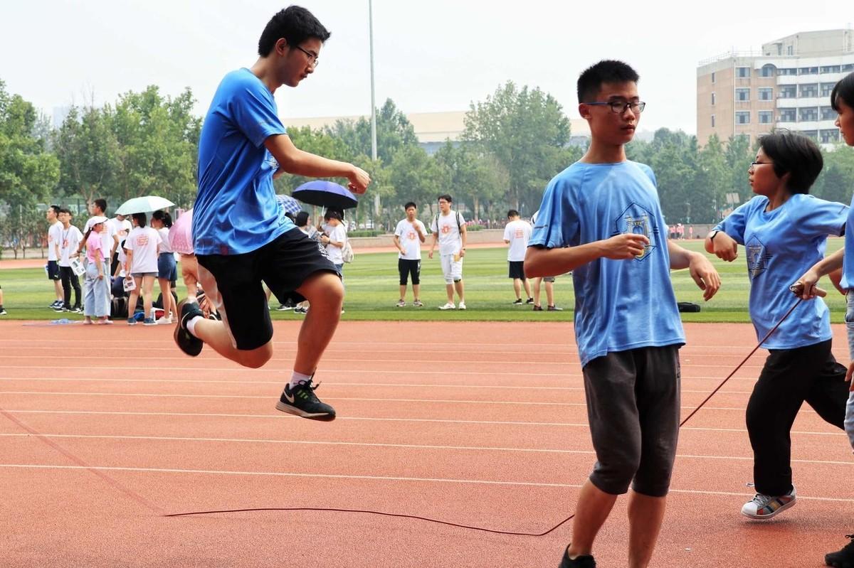 足球滚球，策略、技巧与激情的碰撞