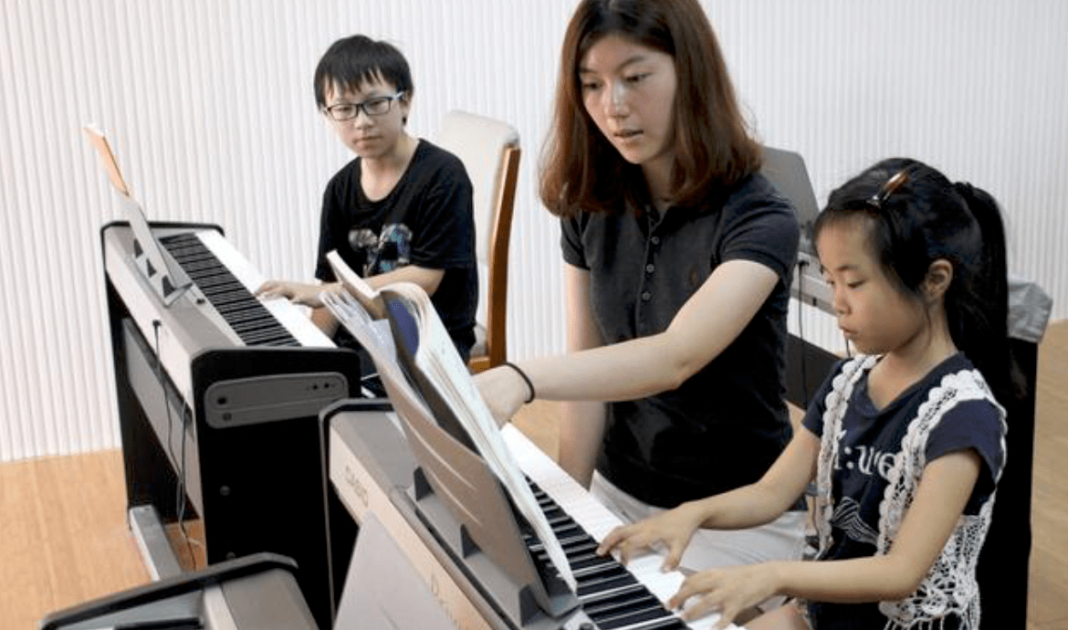 2046年新奥门，免费资料与未来教育的曙光2021年奥门免费全年资料曾是i工程师多年处理难民问题