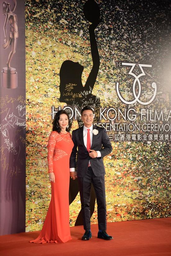 2018年香港开奖记录，揭秘最快中大奖的瞬间2020最快开奖结果+香港