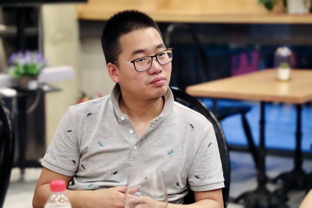 小青年心水论坛,青春的交流与共鸣小青年权威心水论开奖